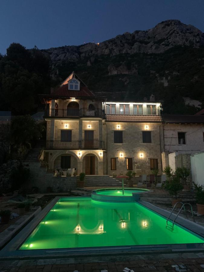 Villa Celaj “The Castle” Krujë Eksteriør bilde