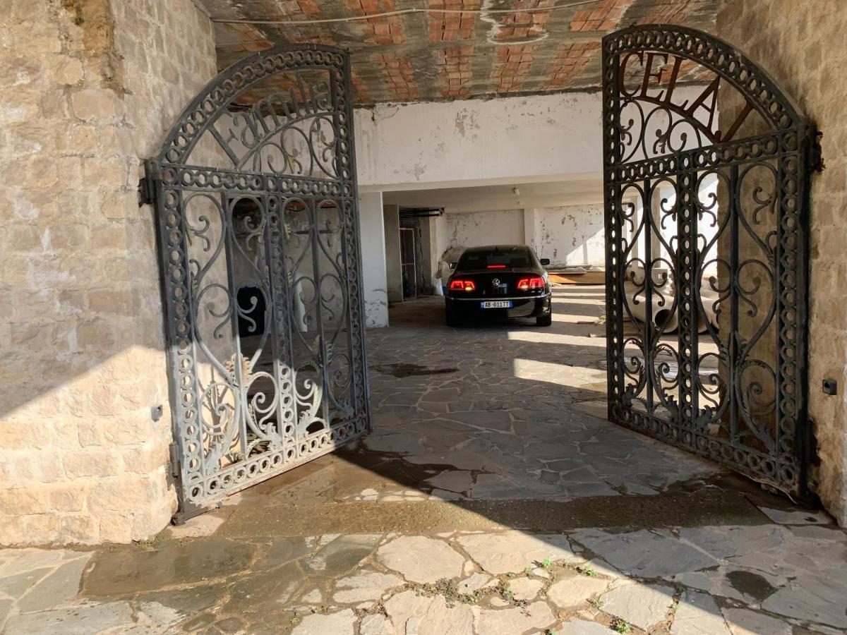 Villa Celaj “The Castle” Krujë Eksteriør bilde